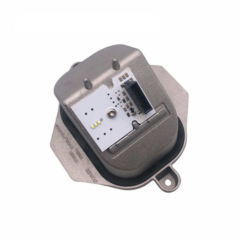 Module feux de jour Gauche Audi Q3 RSQ3 8U0941475B