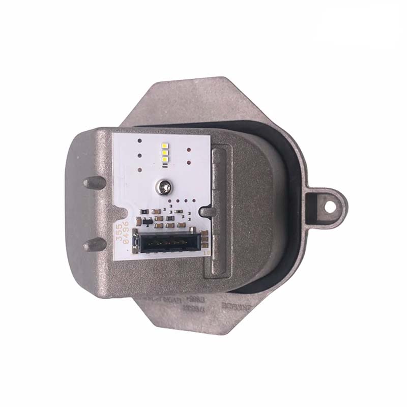 Module feux de jour Droit Audi Q3 RSQ3 8U0941475C